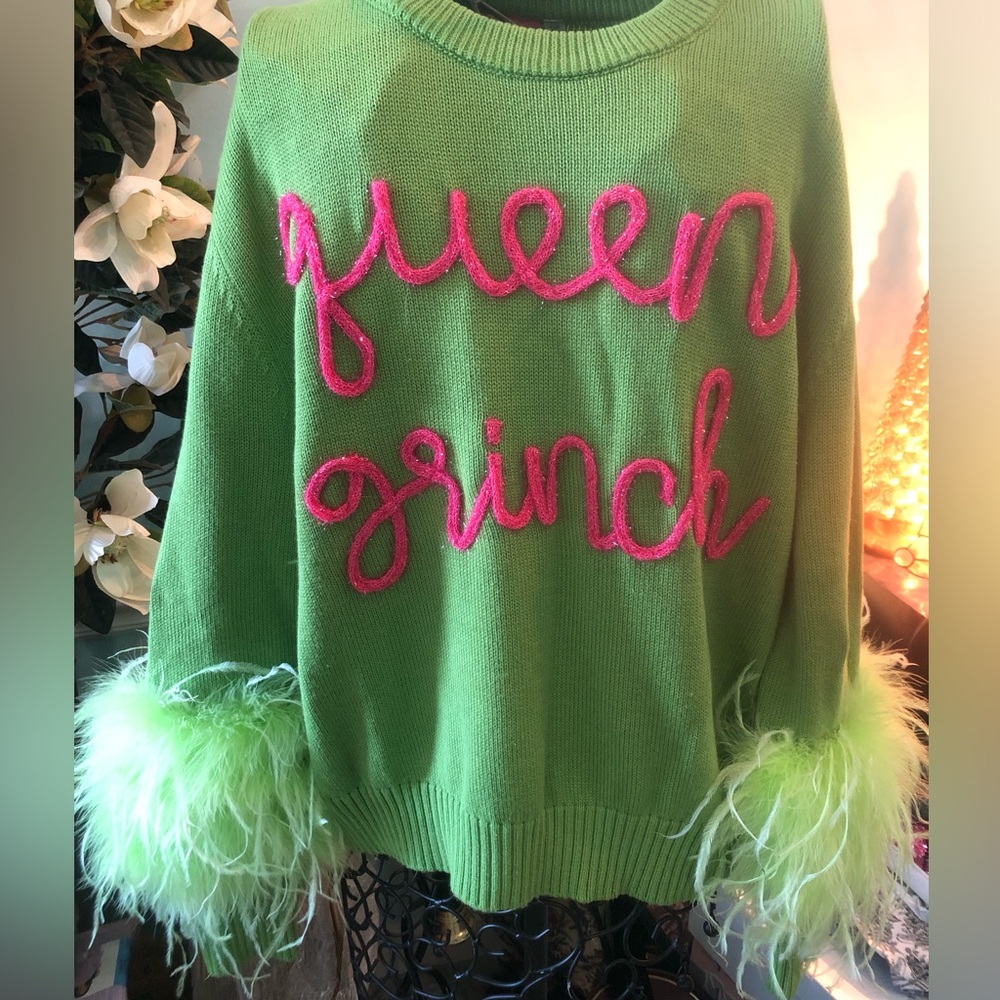 QUEEN OF SPARKLES 💖 "Queen Grinch" Feather Cuff Sweater